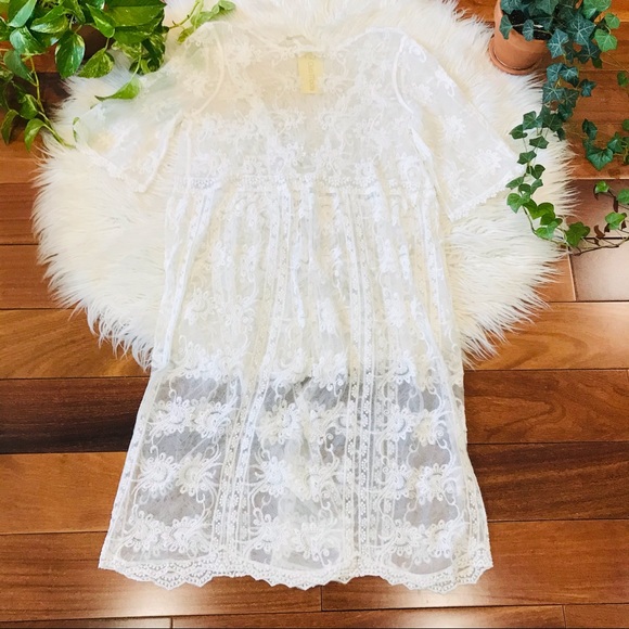 New🌿White Lace Crochet Beach Cover Up - Picture 3 of 8